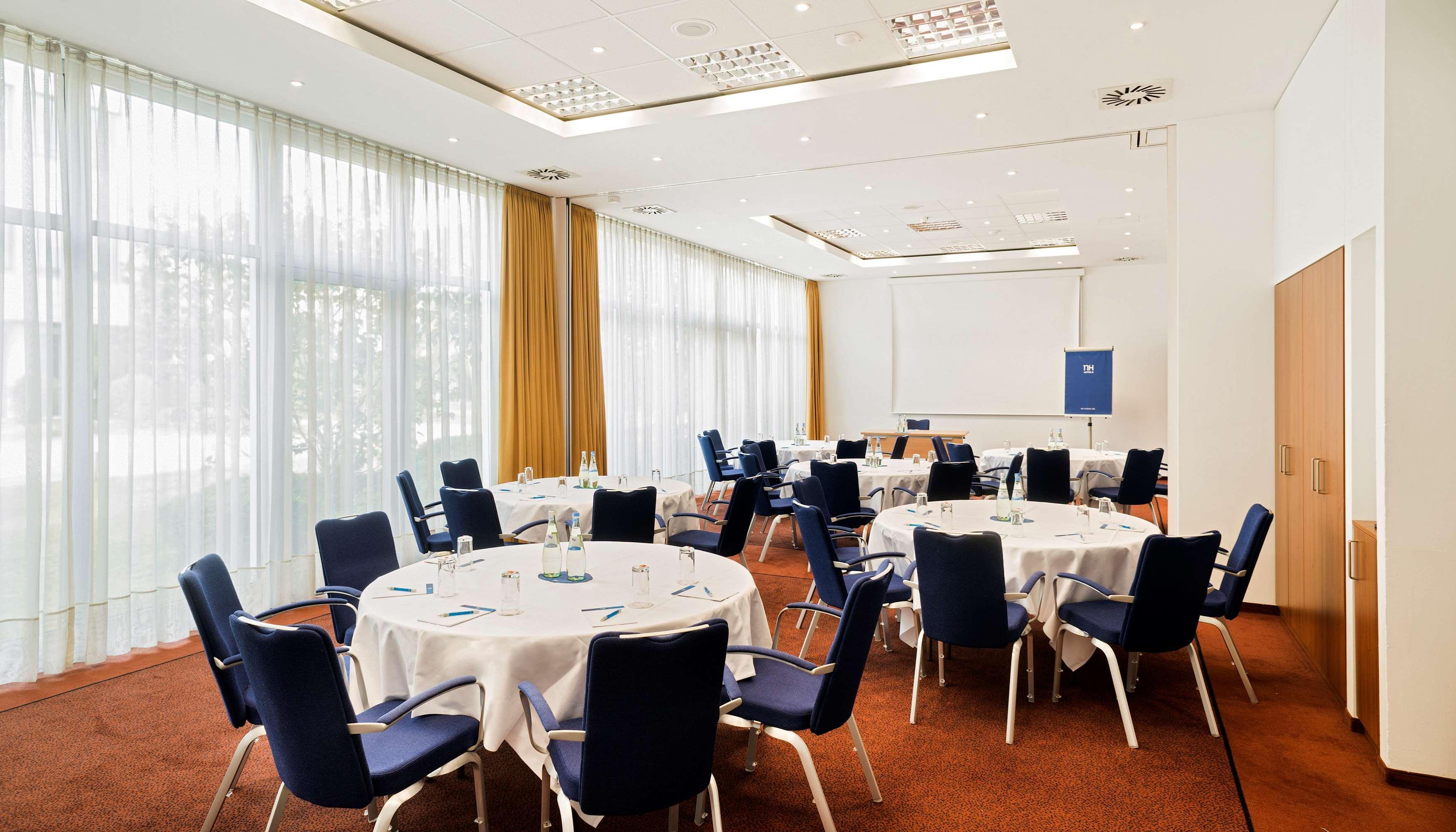 Hotel Nh Muenchen Ost Conference Center Aschheim Esterno foto