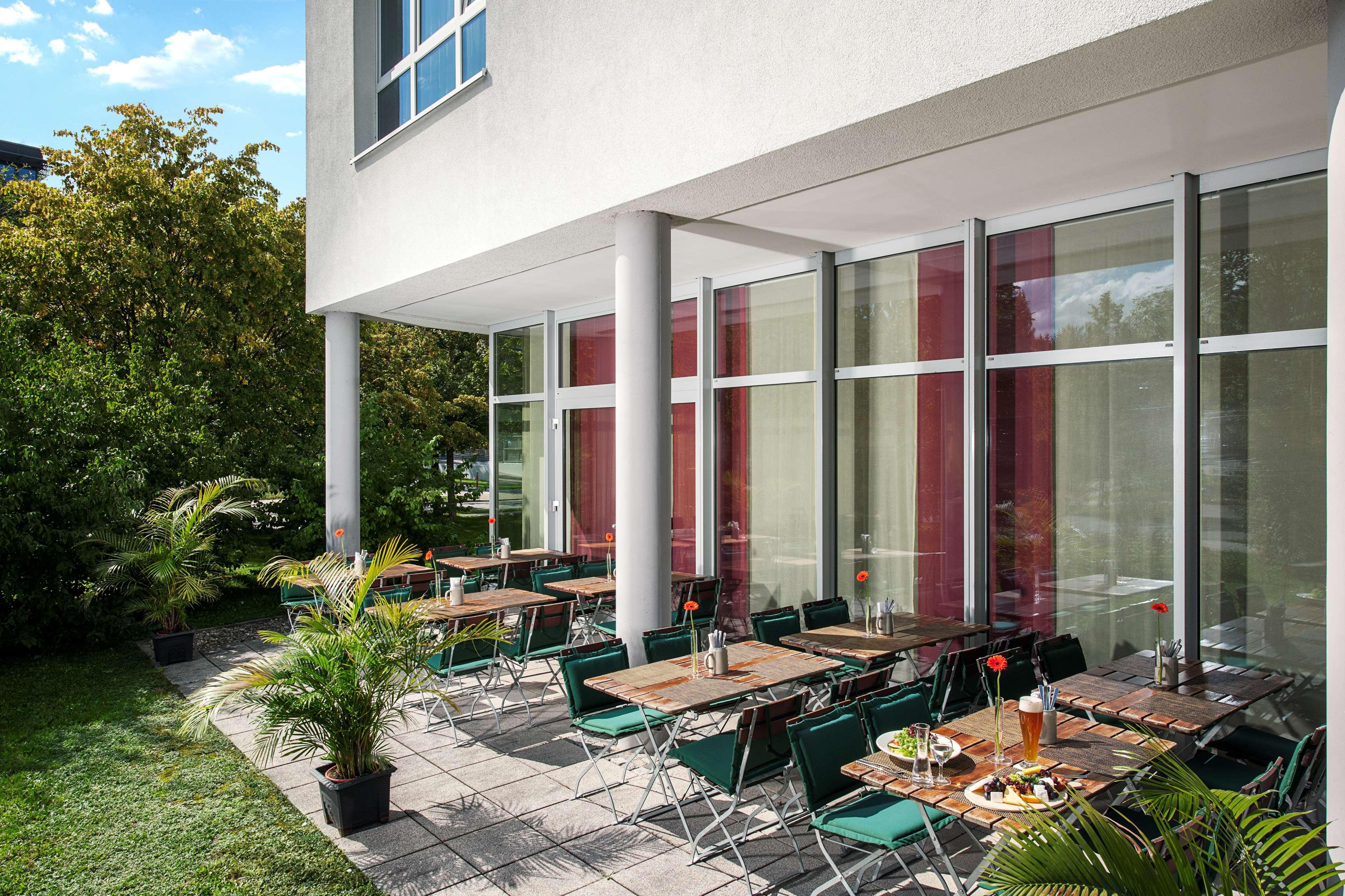 Hotel Nh Muenchen Ost Conference Center Aschheim Esterno foto